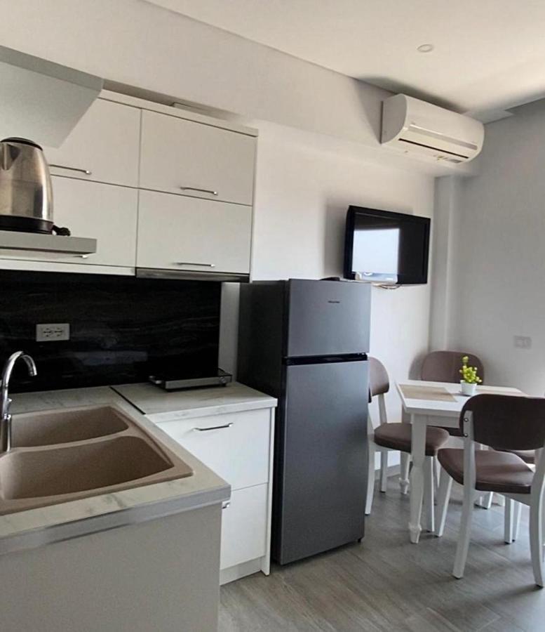 Edina By Hp Hotel Σαράντα Εξωτερικό φωτογραφία