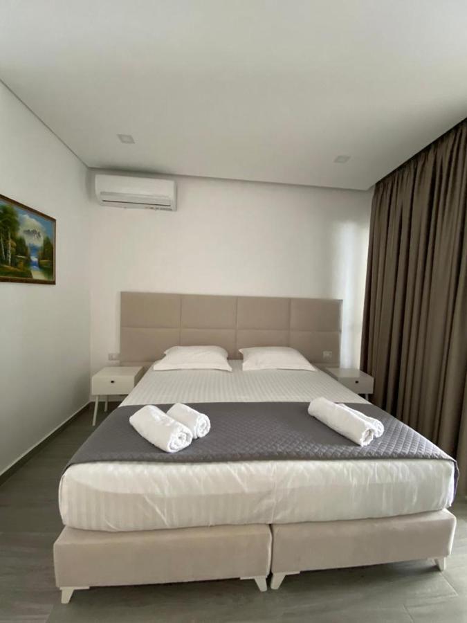 Edina By Hp Hotel Σαράντα Εξωτερικό φωτογραφία