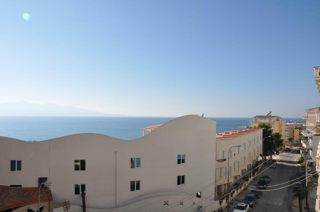 Edina By Hp Hotel Σαράντα Εξωτερικό φωτογραφία