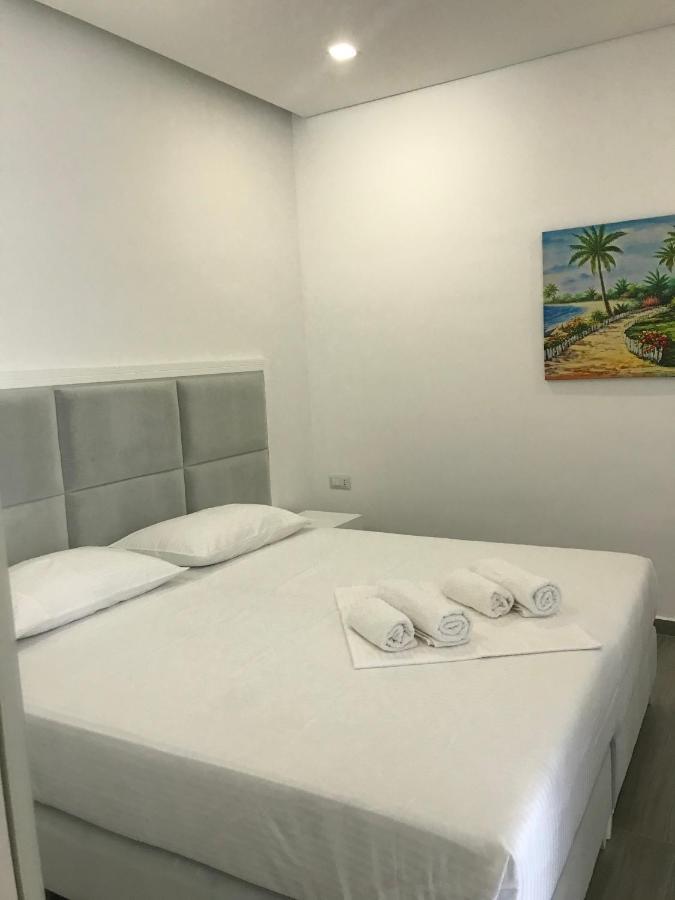 Edina By Hp Hotel Σαράντα Εξωτερικό φωτογραφία