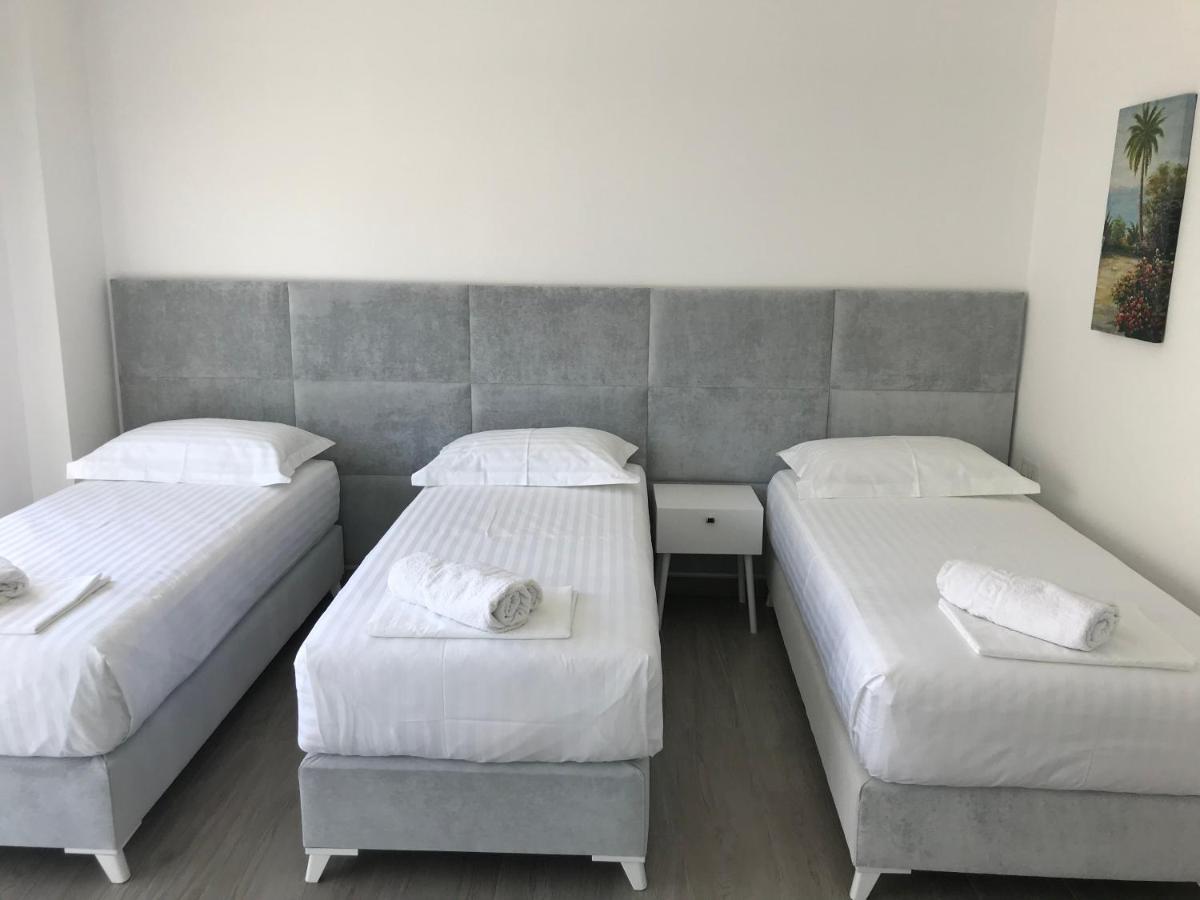 Edina By Hp Hotel Σαράντα Εξωτερικό φωτογραφία